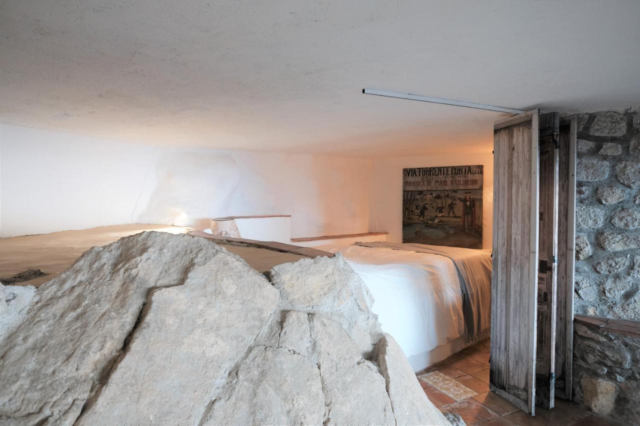 فيلا La Casa Nella Roccia تاورمينا المظهر الخارجي الصورة